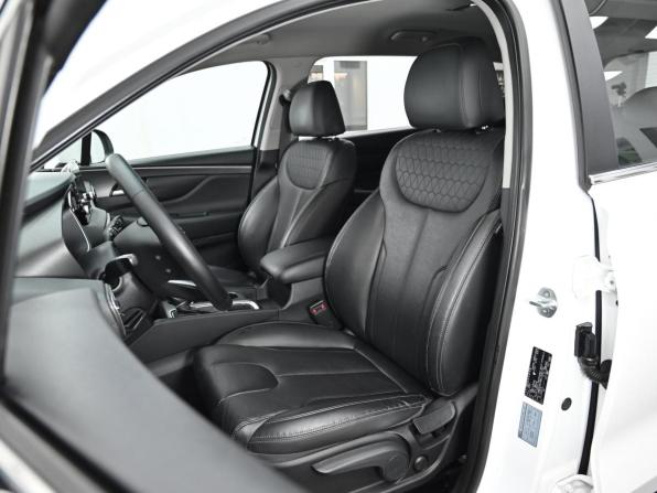 Hyundai Santa Fe IV с пробегом 2020 года, цена 2 599 000 рублей, 127000 км, внедорожник, Автокод Объявления