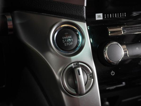 Toyota Land Cruiser 200 Series Рестайлинг 1 с пробегом 2014 года, цена 4 449 000 рублей, 265829 км, внедорожник, Автокод Объявления