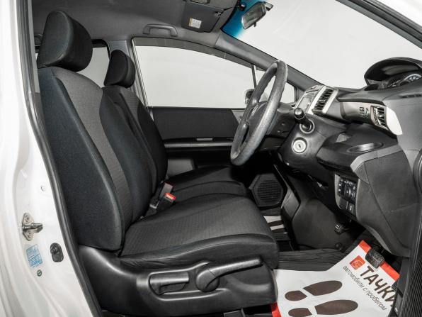 Honda Freed I Рестайлинг с пробегом 2012 года, цена 850 100 рублей, 195562 км, компактвэн, Автокод Объявления