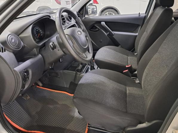 Lada (ВАЗ) Granta I с пробегом 2015 года, цена 370 000 рублей, 109260 км, седан, Автокод Объявления