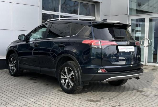 Toyota RAV4 IV (XA40) Рестайлинг с пробегом 2018 года, цена 2 190 000 рублей, 106256 км, внедорожник, Автокод Объявления