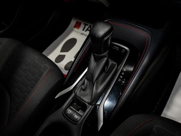 Toyota Corolla XII (E210) с пробегом 2019 года, цена 1 650 000 рублей, 72868 км, хэтчбек, Автокод Объявления