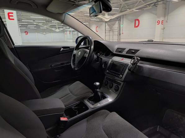 Volkswagen Passat B6 с пробегом 2006 года, цена 419 000 рублей, 201618 км, универсал, Автокод Объявления