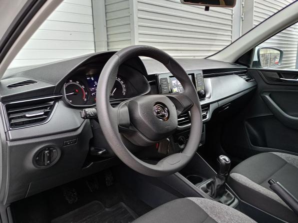 Skoda Rapid II с пробегом 2021 года, цена 1 445 000 рублей, 71820 км, лифтбек, Автокод Объявления