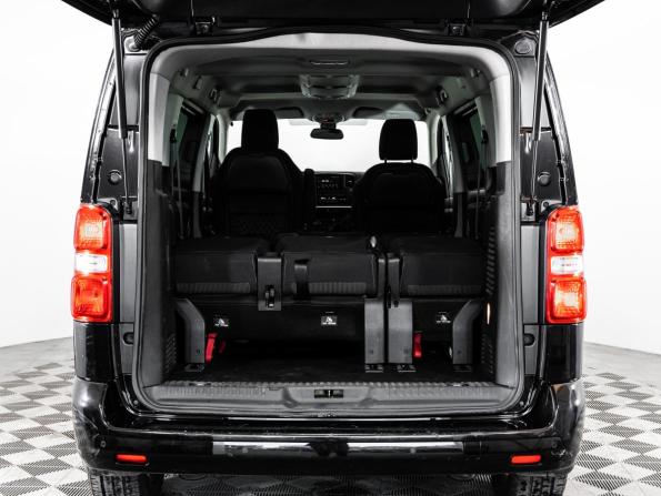 Peugeot Traveller I с пробегом 2019 года, цена 2 299 000 рублей, 210324 км, минивэн, Автокод Объявления