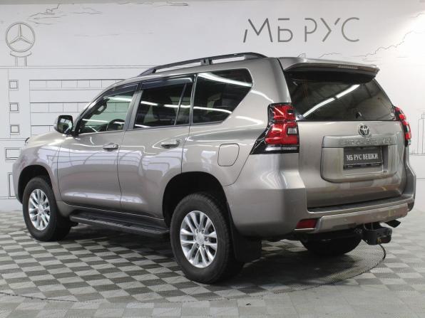 Toyota Land Cruiser Prado 150 Series Рестайлинг 2 с пробегом 2018 года, цена 4 580 000 рублей, 137000 км, внедорожник, Автокод Объявления