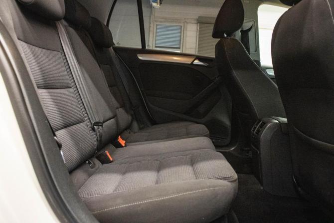 Volkswagen Golf VII с пробегом 2012 года, цена 949 000 рублей, 94615 км, хэтчбек, Автокод Объявления