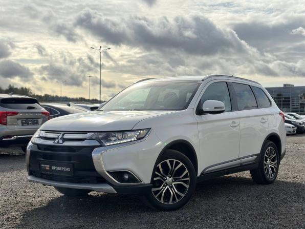 Mitsubishi Outlander III Рестайлинг 2 с пробегом 2015 года, цена 1 295 000 рублей, 275000 км, внедорожник, Автокод Объявления
