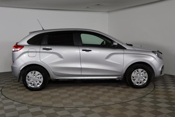 Lada (ВАЗ) XRAY I с пробегом 2018 года, цена 899 990 рублей, 79206 км, хэтчбек, Автокод Объявления