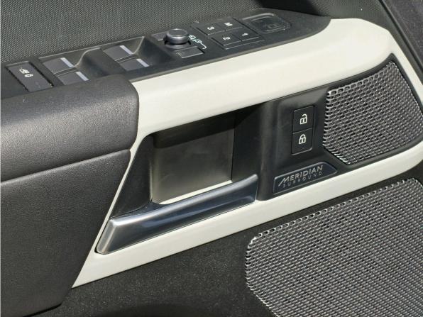 Land Rover Defender II с пробегом 2021 года, цена 8 500 000 рублей, 63500 км, внедорожник, Автокод Объявления