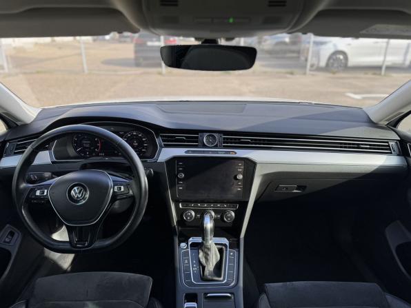 Volkswagen Passat B8 с пробегом 2018 года, цена 1 595 000 рублей, 239154 км, универсал, Автокод Объявления