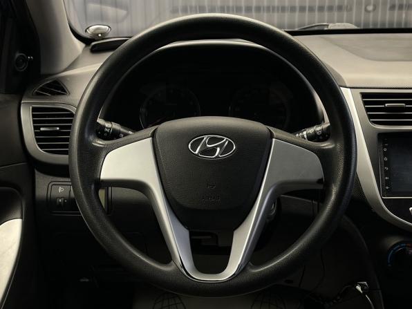 Hyundai Solaris I с пробегом 2011 года, цена 717 000 рублей, 178601 км, хэтчбек, Автокод Объявления