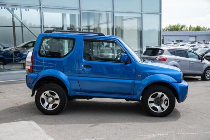 Suzuki Jimny III Рестайлинг 1 с пробегом 2008 года, цена 687 000 рублей, 242200 км, внедорожник, Автокод Объявления