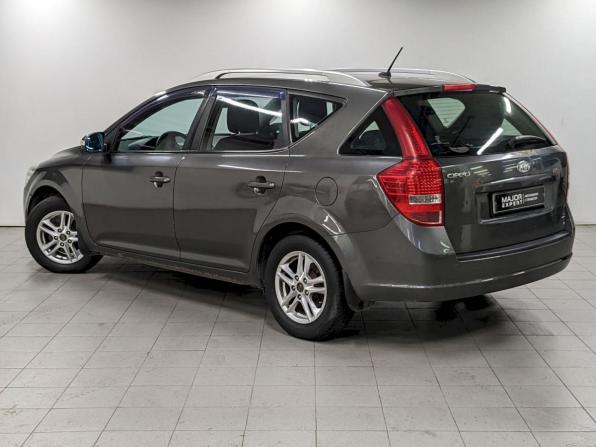 Kia Ceed I Рестайлинг с пробегом 2010 года, цена 890 000 рублей, 158430 км, универсал, Автокод Объявления