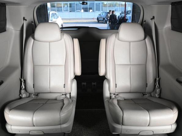 Kia Carnival III с пробегом 2018 года, цена 3 159 000 рублей, 180360 км, минивэн, Автокод Объявления