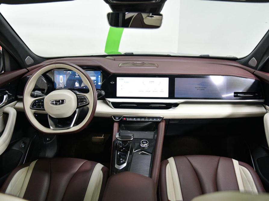 Geely Monjaro I Москва  - изображение 9