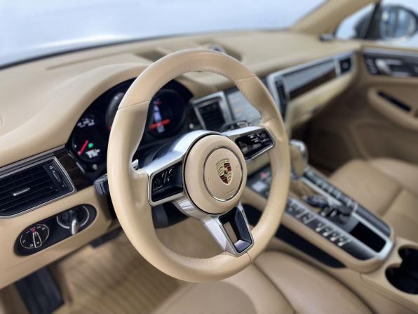 Porsche Macan I с пробегом 2014 года, цена 2 399 000 рублей, 79850 км, внедорожник, Автокод Объявления