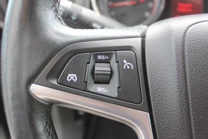 Opel Astra J с пробегом 2010 года, цена 537 000 рублей, 225554 км, хэтчбек, Автокод Объявления