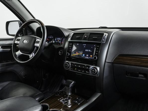 Kia Mohave I Рестайлинг с пробегом 2018 года, цена 3 289 000 рублей, 60000 км, внедорожник, Автокод Объявления