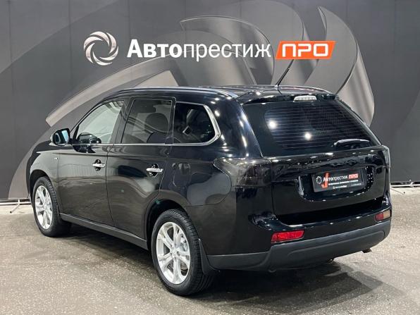 Mitsubishi Outlander III с пробегом 2014 года, цена 1 740 000 рублей, 151143 км, внедорожник, Автокод Объявления