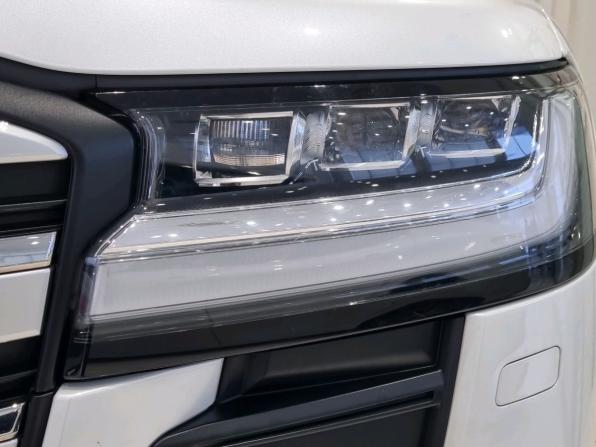 Toyota Land Cruiser 300 Series с пробегом 2021 года, цена 15 600 000 рублей, 46519 км, внедорожник, Автокод Объявления