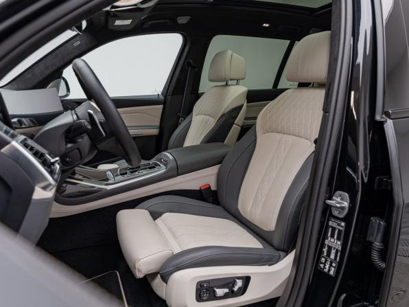 BMW X7 I (G07) Рестайлинг с пробегом 2025 года, цена 14 990 000 рублей, 13456 км, внедорожник, Автокод Объявления
