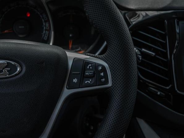 Lada (ВАЗ) Vesta I с пробегом 2018 года, цена 925 650 рублей, 111894 км, универсал, Автокод Объявления