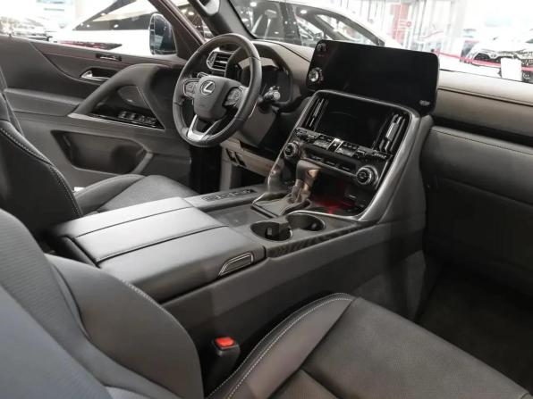 Lexus LX IV с пробегом 2026 года, цена 21 010 000 рублей, 100 км, внедорожник, Автокод Объявления