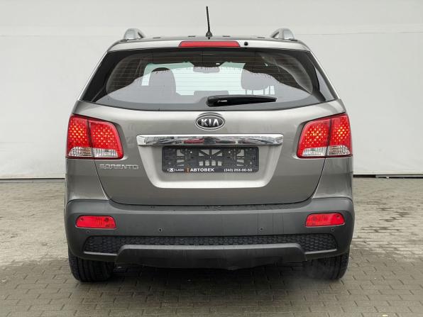 Kia Sorento II Рестайлинг с пробегом 2012 года, цена 1 697 000 рублей, 103874 км, внедорожник, Автокод Объявления