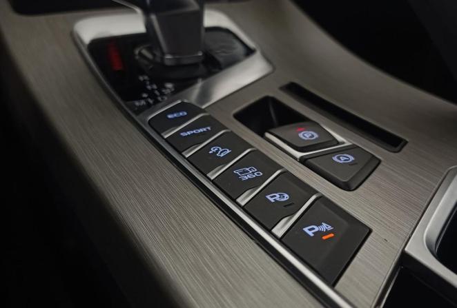 Geely Coolray I с пробегом 2024 года, цена 1 920 000 рублей, 55222 км, внедорожник, Автокод Объявления