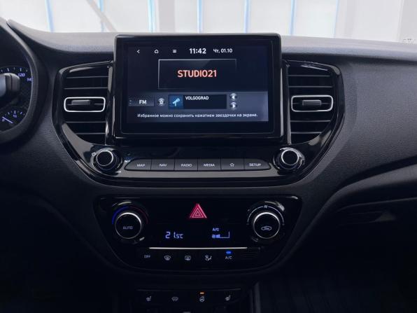 Hyundai Solaris II Рестайлинг с пробегом 2021 года, цена 1 650 000 рублей, 94222 км, седан, Автокод Объявления