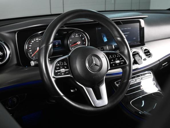 Mercedes-Benz E-Класс V (W213 S213 C238) с пробегом 2018 года, цена 2 649 000 рублей, 114603 км, седан, Автокод Объявления