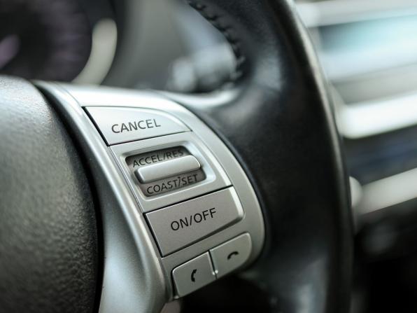Nissan Qashqai II с пробегом 2015 года, цена 1 559 000 рублей, 97510 км, внедорожник, Автокод Объявления