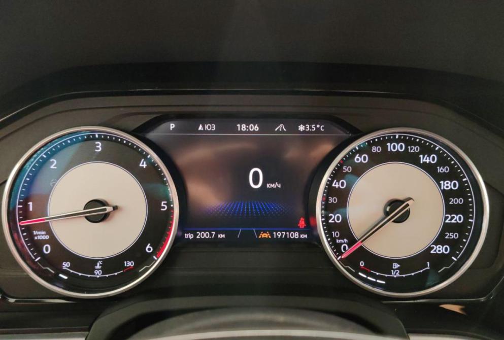 Volkswagen Touareg III Ярославль  - изображение 9