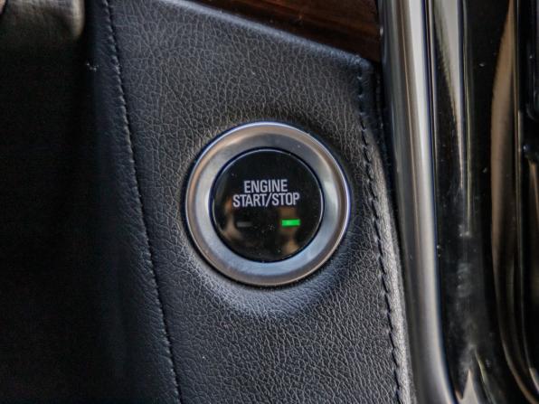 Cadillac Escalade IV с пробегом 2019 года, цена 5 578 000 рублей, 141606 км, внедорожник, Автокод Объявления