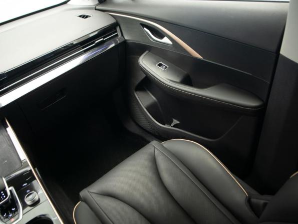 Omoda C5 I с пробегом 2023 года, цена 2 265 000 рублей, 14400 км, внедорожник, Автокод Объявления
