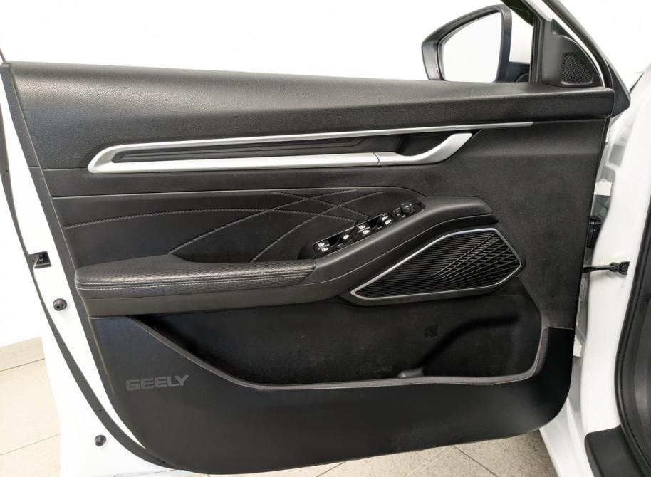 Geely Emgrand II Санкт-Петербург  - изображение 19