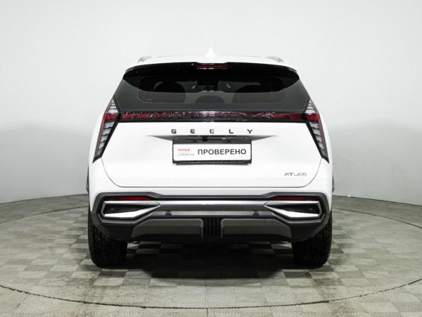 Geely Atlas II с пробегом 2023 года, цена 2 649 700 рублей, 49516 км, внедорожник, Автокод Объявления