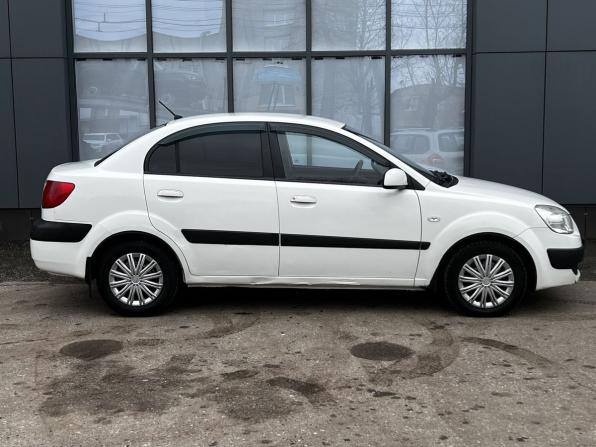 Kia Rio II с пробегом 2009 года, цена 370 000 рублей, 177600 км, седан, Автокод Объявления
