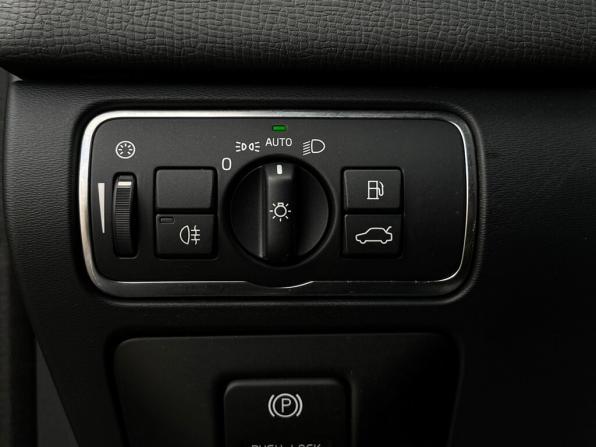Volvo XC60 I Рестайлинг с пробегом 2013 года, цена 1 942 800 рублей, 170252 км, внедорожник, Автокод Объявления
