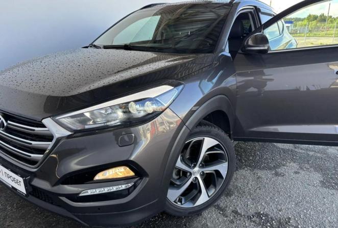 Hyundai Tucson III с пробегом 2018 года, цена 2 395 000 рублей, 86508 км, внедорожник, Автокод Объявления