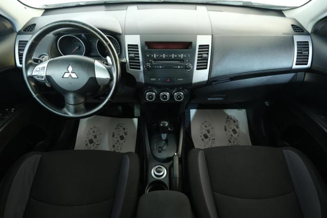 Mitsubishi Outlander II Рестайлинг с пробегом 2011 года, цена 1 279 000 рублей, 175000 км, внедорожник, Автокод Объявления