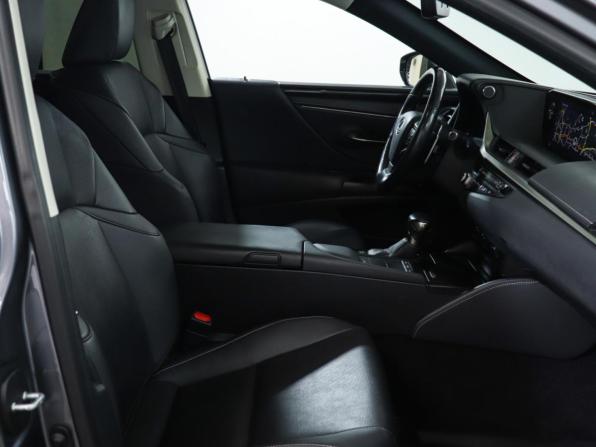 Lexus ES VII с пробегом 2021 года, цена 3 999 000 рублей, 135616 км, седан, Автокод Объявления