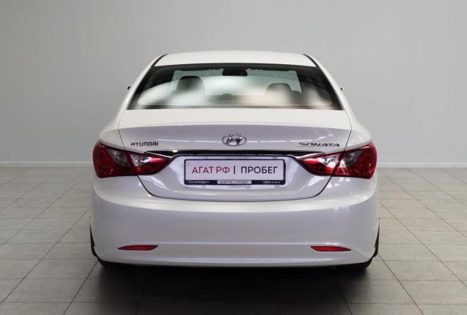 Hyundai Sonata VI (YF) с пробегом 2011 года, цена 1 250 000 рублей, 136096 км, седан, Автокод Объявления