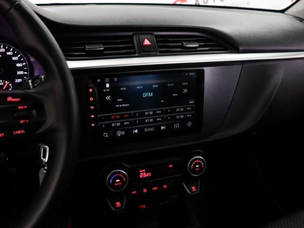 Kia Rio IV Рестайлинг с пробегом 2021 года, цена 1 539 000 рублей, 159541 км, седан, Автокод Объявления