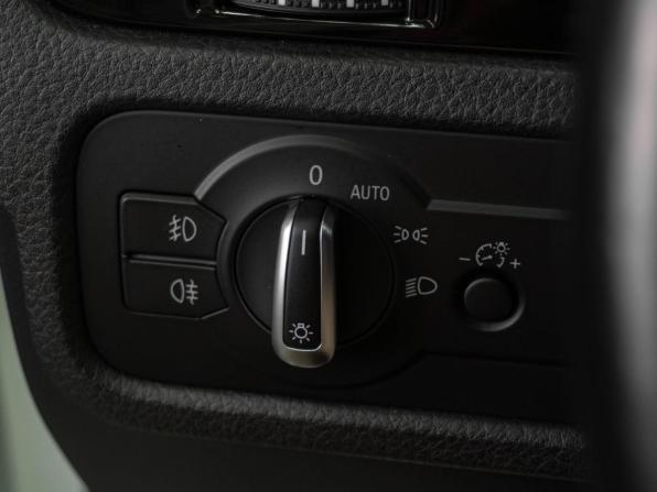 Volkswagen Touareg II Рестайлинг с пробегом 2018 года, цена 3 499 000 рублей, 215427 км, внедорожник, Автокод Объявления