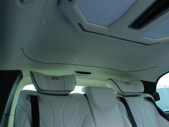 Mercedes-Benz V-Класс III (W447) Рестайлинг с пробегом 2024 года, цена 8 995 000 рублей, 7940 км, минивэн, Автокод Объявления