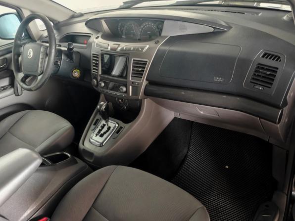 SsangYong Stavic с пробегом 2013 года, цена 1 295 000 рублей, 207000 км, минивэн, Автокод Объявления