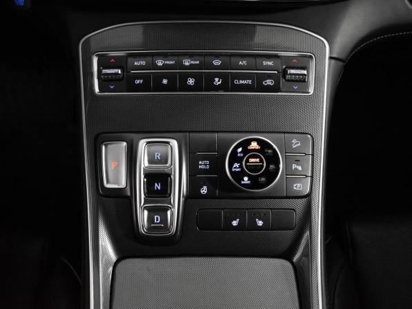 Hyundai Santa Fe IV Рестайлинг с пробегом 2022 года, цена 2 868 700 рублей, 98961 км, внедорожник, Автокод Объявления