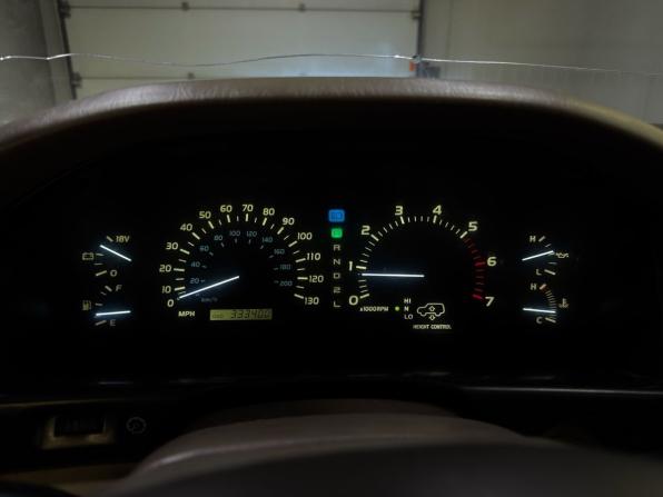 Lexus LX II с пробегом 1999 года, цена 1 499 000 рублей, 333400 км, внедорожник, Автокод Объявления
